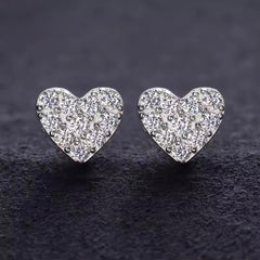 Heart Shaped 925 Silver Round Cut Moissanite Stud Earrings